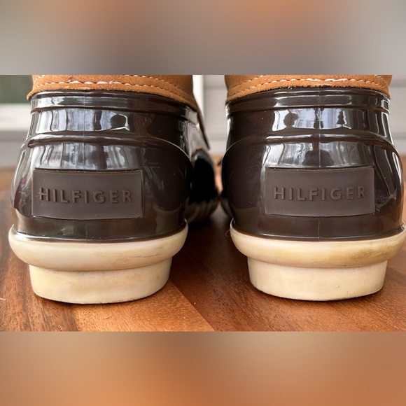 Tommy Hilfiger Low Rise Brown Tan Duck Boots Muck Rubber Size 8M - Picture 5 of 16